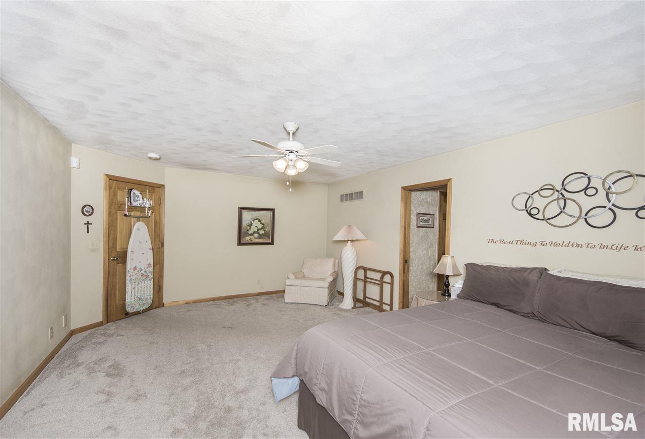 1388 Hickory Grove Road Lacon, IL 61540 - Photo 14 of 36 Gallery Image 14