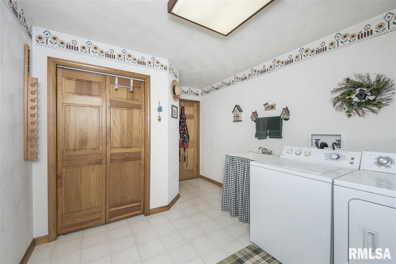 1388 Hickory Grove Road Lacon, IL 61540 - Photo 25 of 36 Gallery Image 25