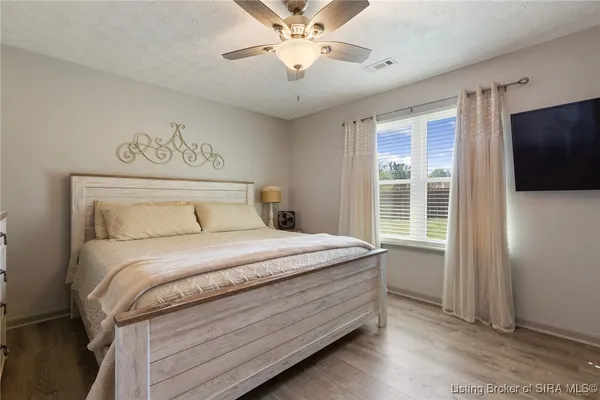 $256,000 | 1406 Blackberry Ridge, Jeffersonville, IN 47130