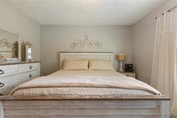 $256,000 | 1406 Blackberry Ridge, Jeffersonville, IN 47130