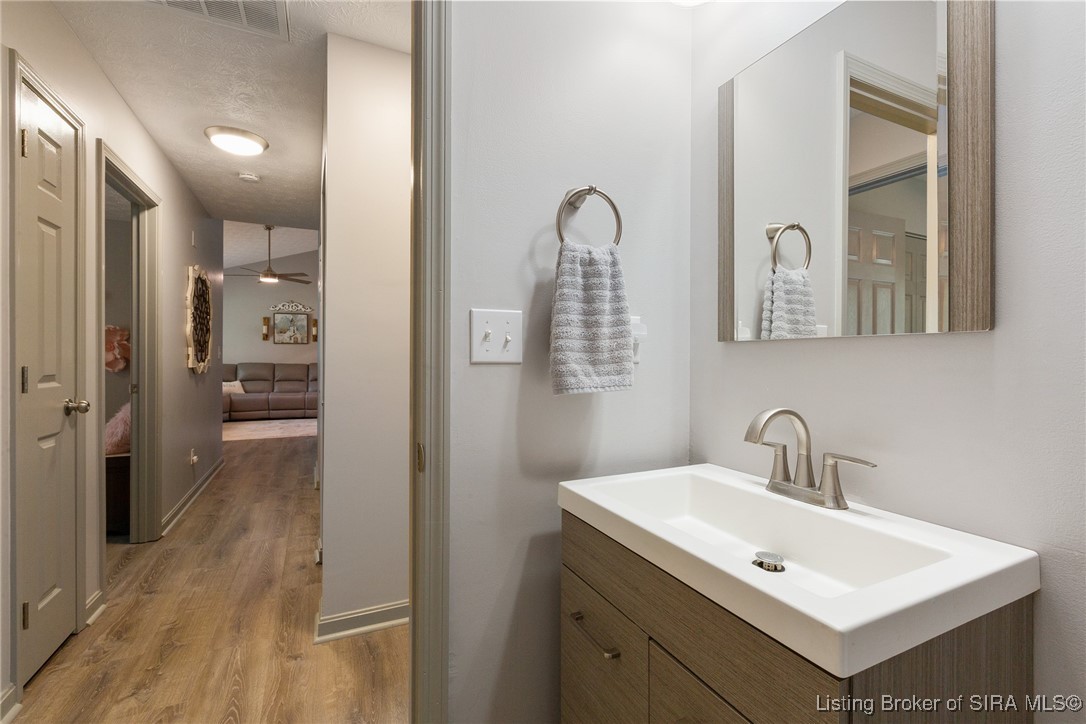 1406 Blackberry Ridge Jeffersonville, IN 47130 - Photo 22 of 34