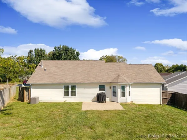 $256,000 | 1406 Blackberry Ridge, Jeffersonville, IN 47130