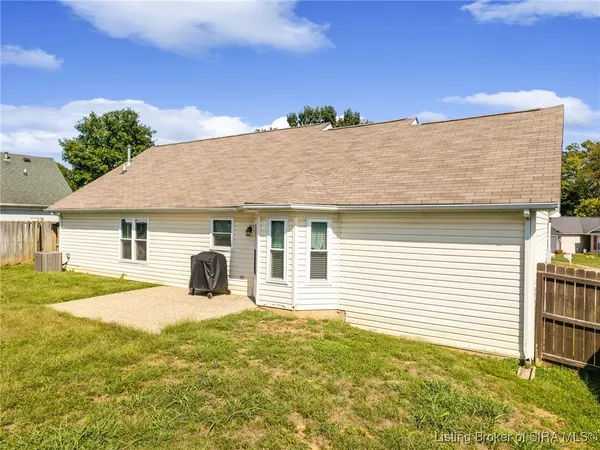$256,000 | 1406 Blackberry Ridge, Jeffersonville, IN 47130