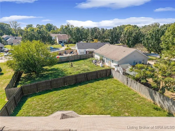 $256,000 | 1406 Blackberry Ridge, Jeffersonville, IN 47130