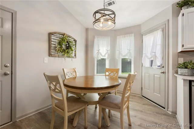 $256,000 | 1406 Blackberry Ridge, Jeffersonville, IN 47130