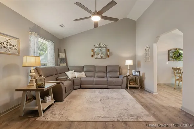 $256,000 | 1406 Blackberry Ridge, Jeffersonville, IN 47130