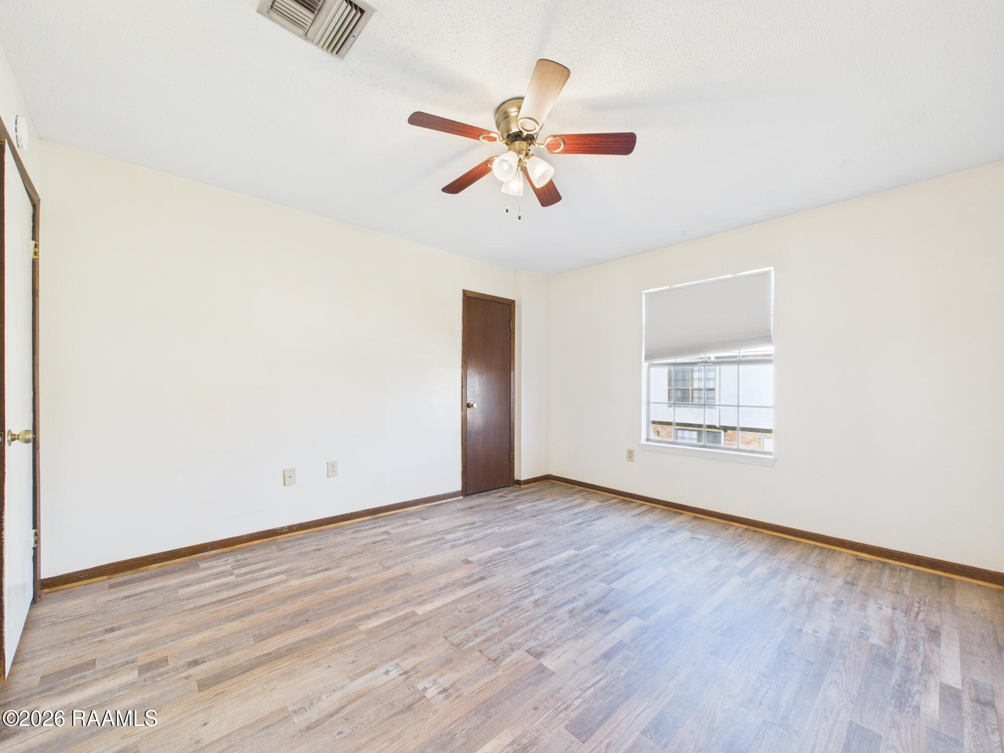 114 Country Lane, Unit 4 Lafayette, LA 70508 - Photo 13 of 22 CAM06261G6-PR0024-STILL016