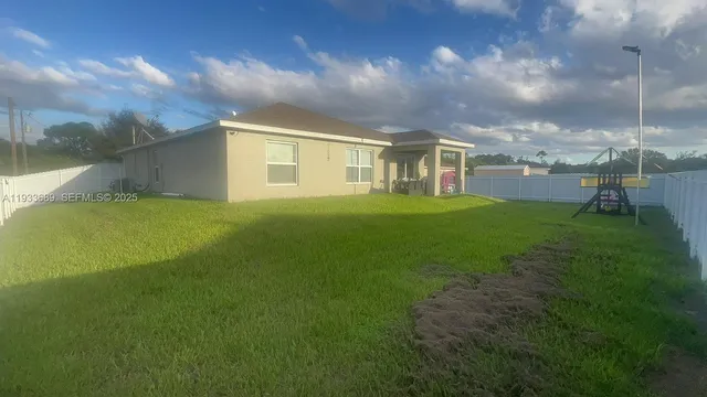 $320,000 | 7012 Calder Court, LaBelle, FL 33935