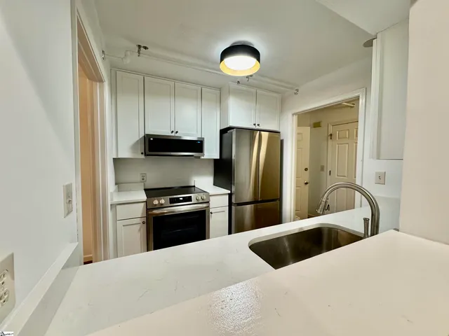 $189,000 | 110 Swansgate Place, Greenville, SC 29605