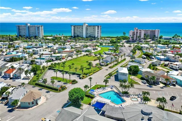 $749,000 | 10701 South Ocean Drive, Unit 817, Jensen Beach, FL 34957