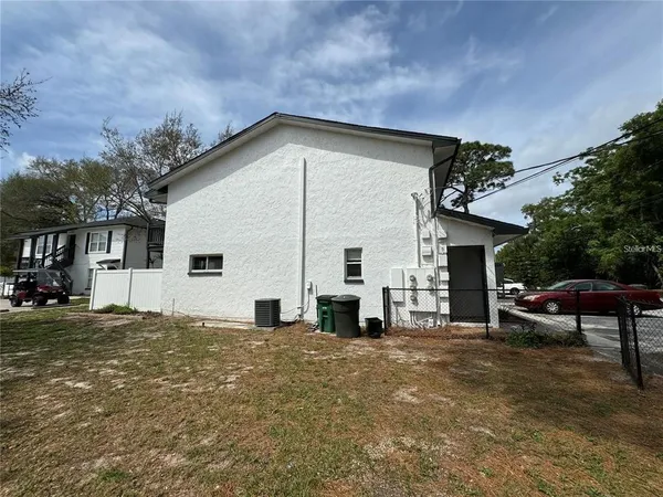 $2,250 | 310 7th Street North, Unit A, Safety Harbor, FL 34695