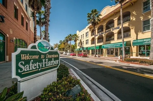 $2,250 | 310 7th Street North, Unit A, Safety Harbor, FL 34695