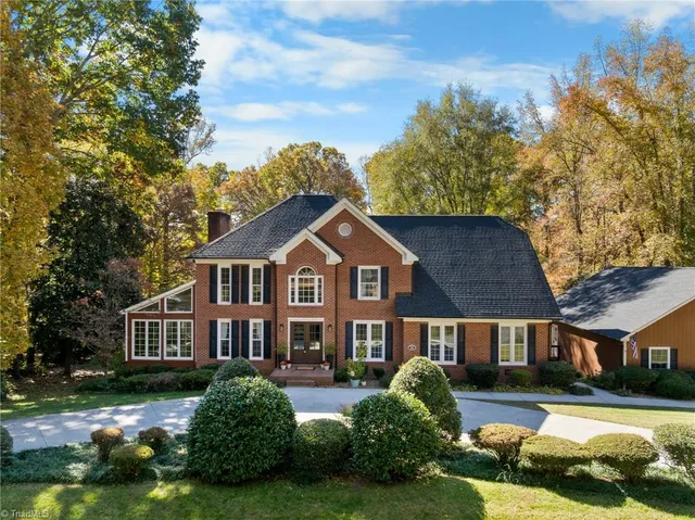 $650,000 | 202 Lakeview Road, Mocksville, NC 27028