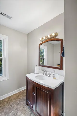 $650,000 | 202 Lakeview Road, Mocksville, NC 27028