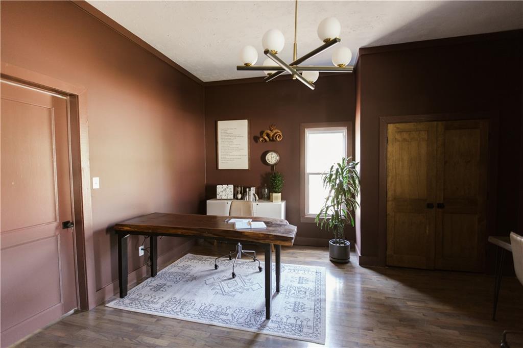 6700 Shady Grove Road Cumming, GA 30041 - Photo 31 of 69 a workspace with furniture and window