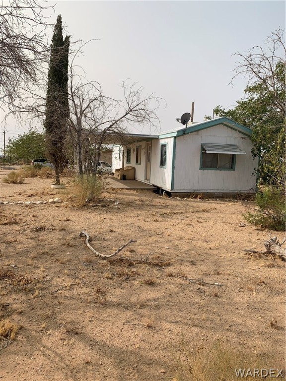 407 South Hope Road Golden Valley, AZ 86413 - Photo 8 of 12