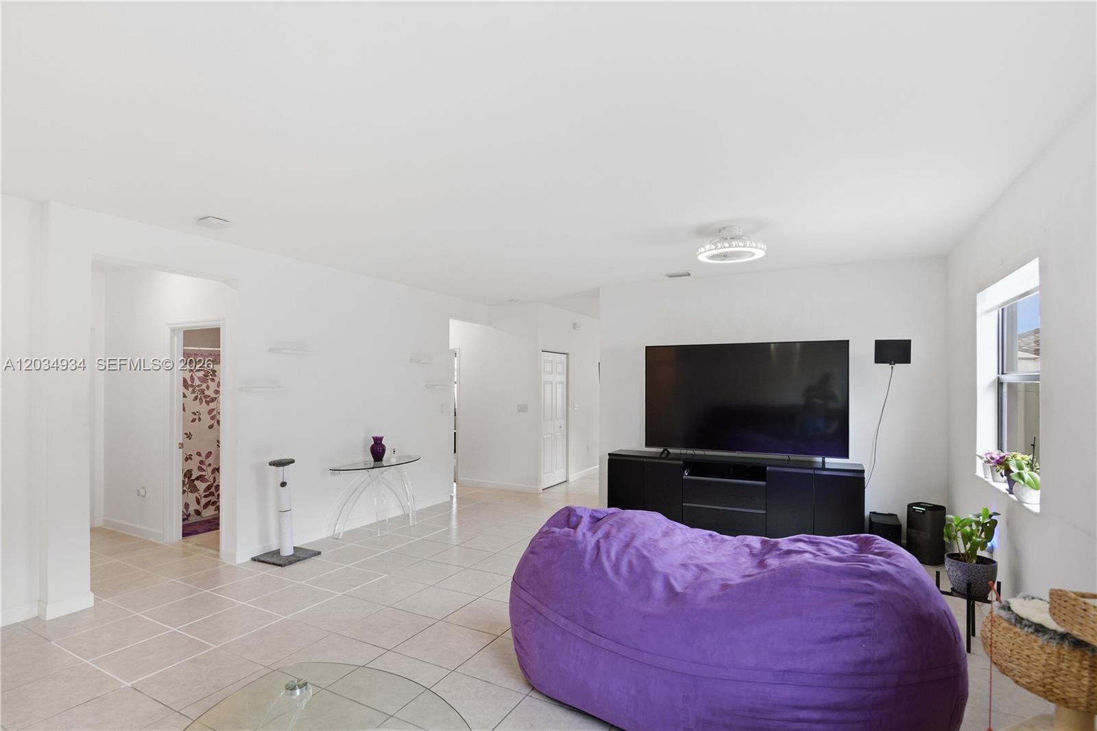 12831 Southwest 229th Street Miami, FL 33170 - Photo 10 of 38