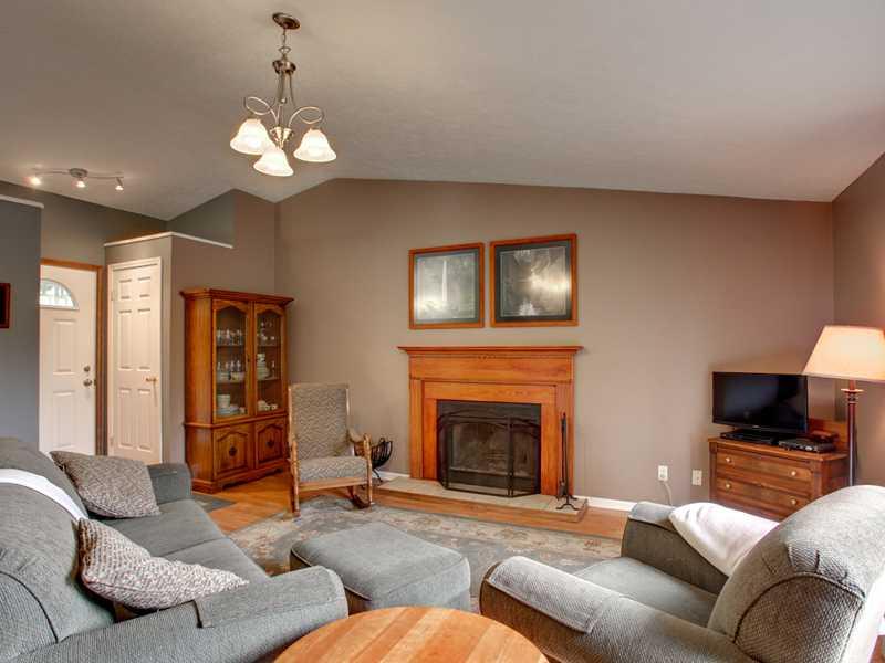 8793 Maze Road Indianapolis, IN 46259 - Photo 4 of 24 Gallery Image 4