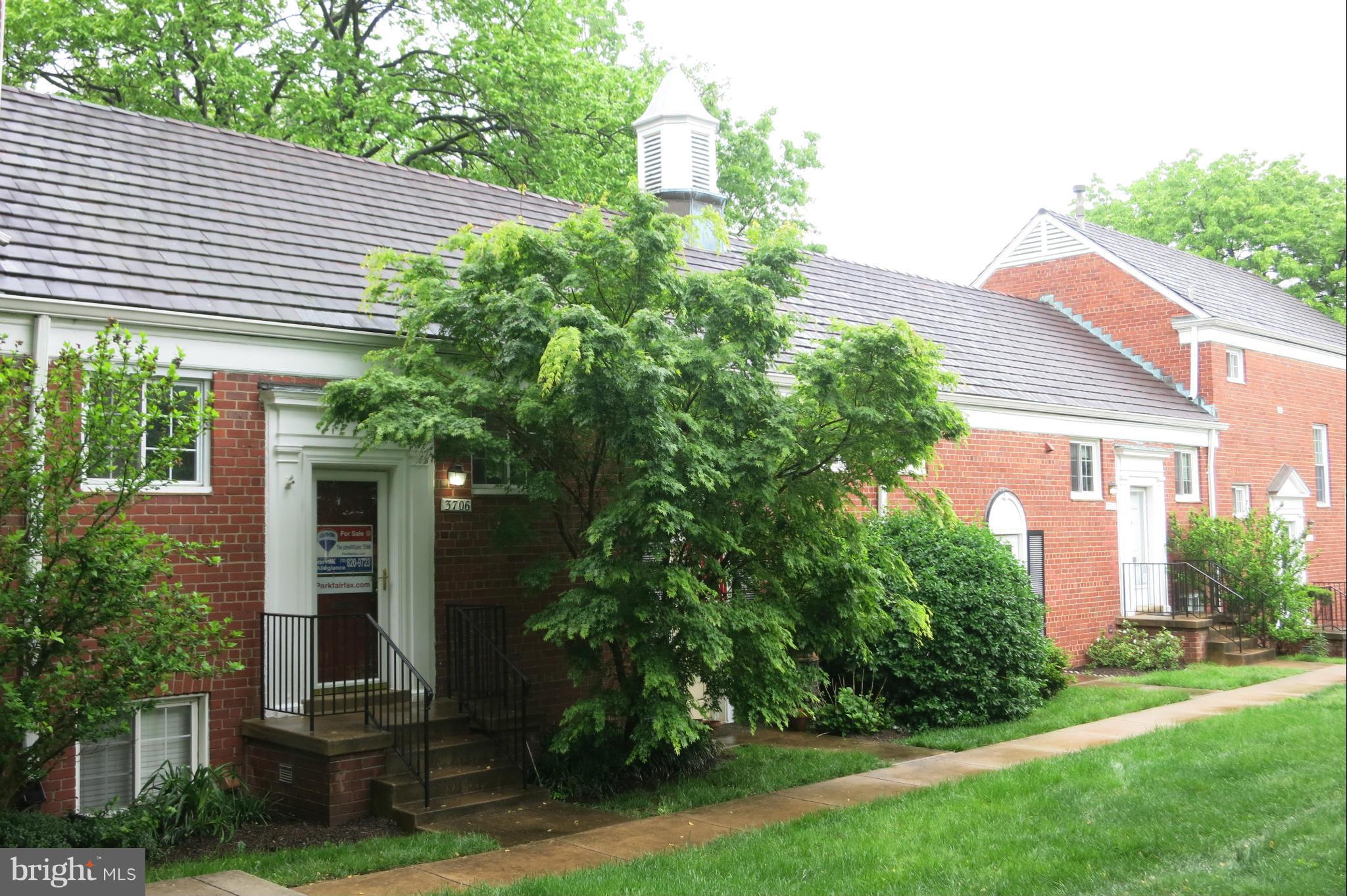 3706 Gunston Road, Unit 920 Alexandria, VA 22302 - Photo 17 of 17 Exterior (Front)
