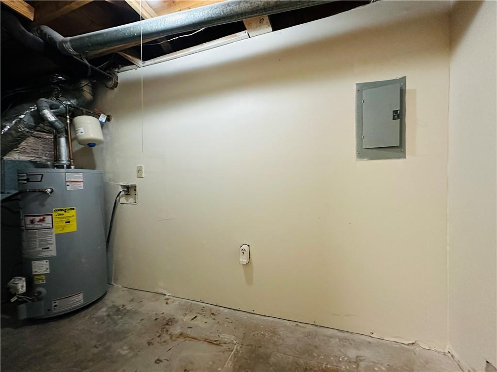 405 Fairburn Road Southwest, Unit 122 Atlanta, GA 30331 - Photo 14 of 26 a view of water heater room