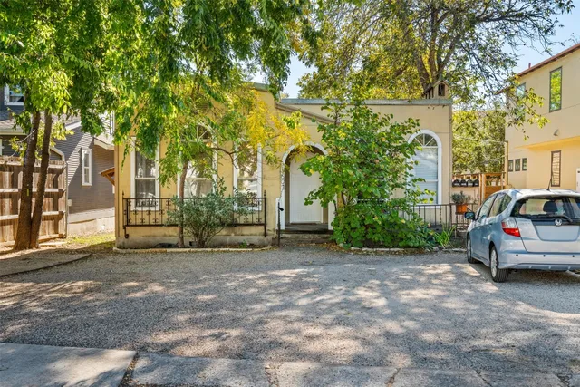 $1,500 | 1607 Palma Plaza, Unit A, Austin, TX 78703