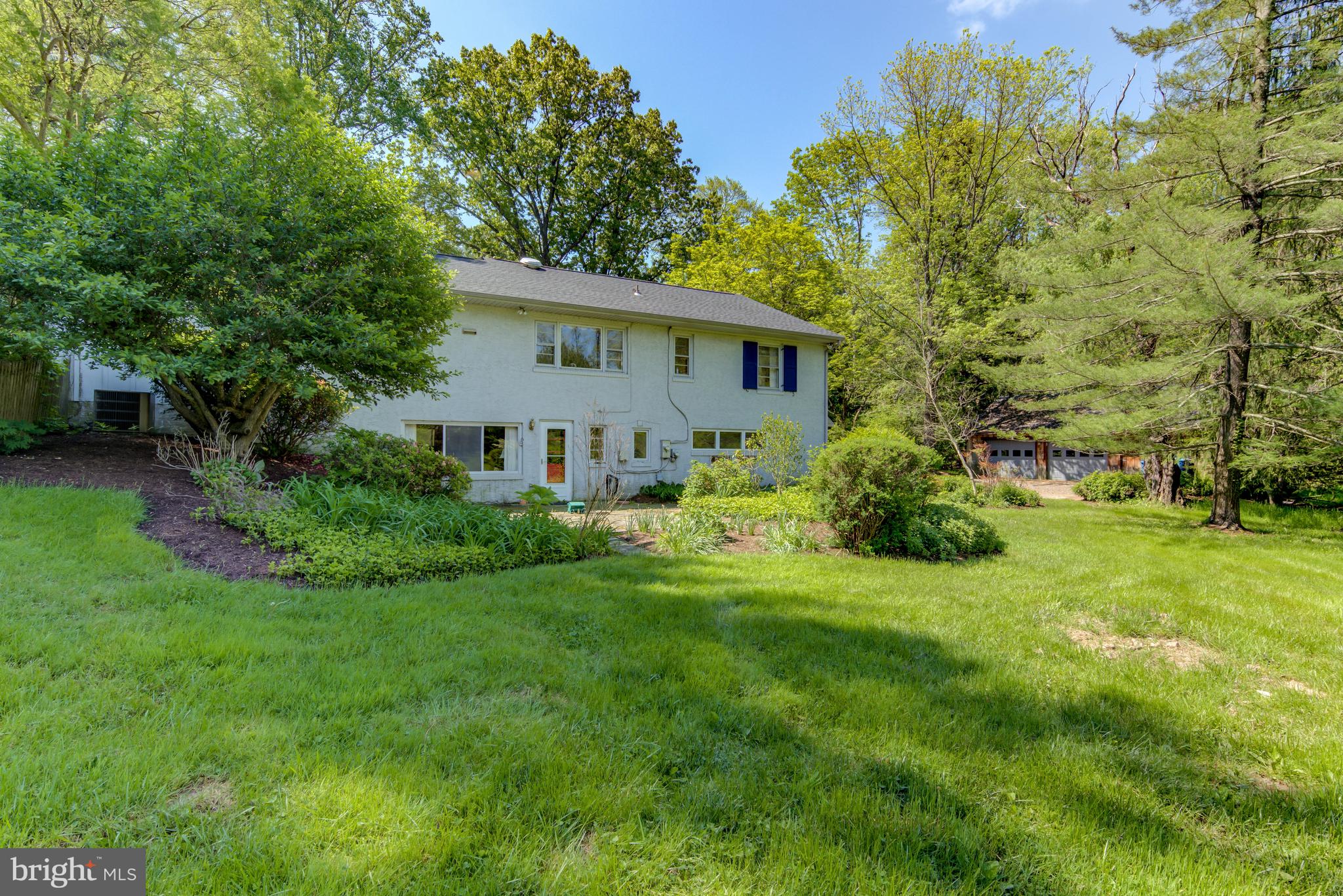 939 Cossart Road Chadds Ford, PA 19317 - Photo 6 of 26 Gallery Image 6