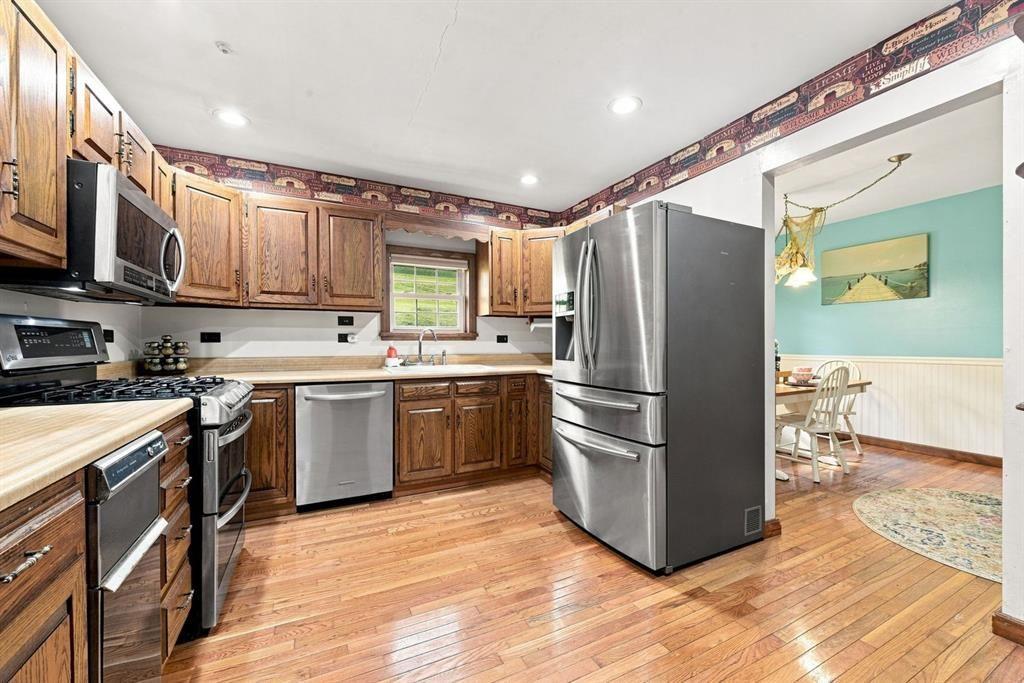 28 Dutch Glory Road Amity, PA 15311 - Photo 9 of 42 Gallery Image 9