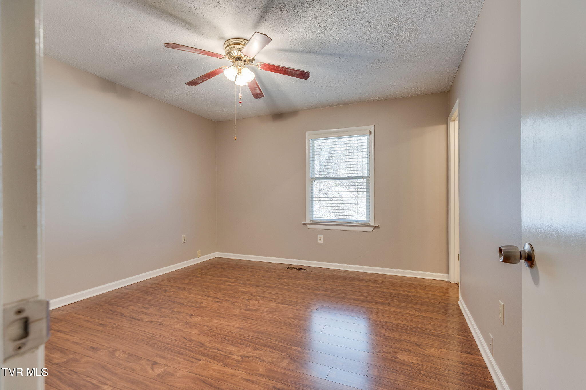 1909 Diana Road Kingsport, TN 37660 - Photo 14 of 30 15D