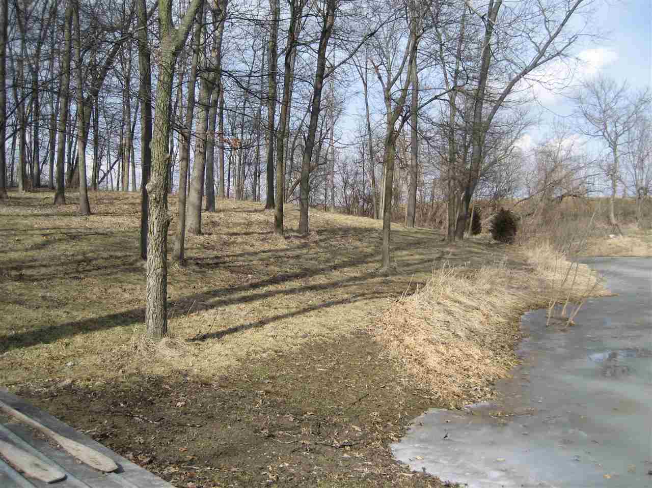 6085 South Hickory Road Oregon, IL 61061 - Photo 3 of 4 Gallery Image 3
