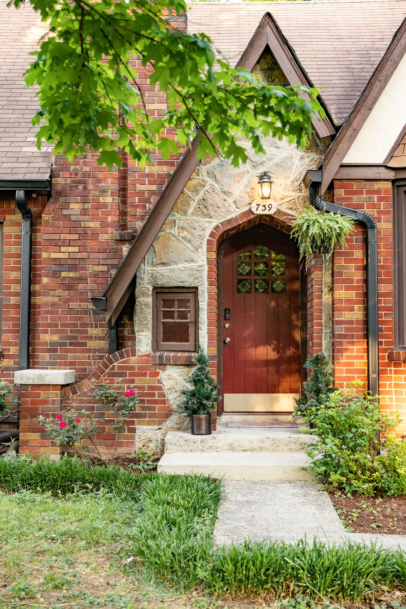 739 Walnut Street Madison, TN 37115 - Photo 3 of 46