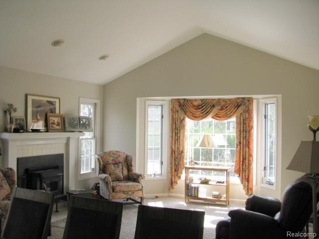 69736 Henry Ross Drive Romeo, MI 48065 - Photo 7 of 25 Henry Ross #7 Bay-Vaulted Living