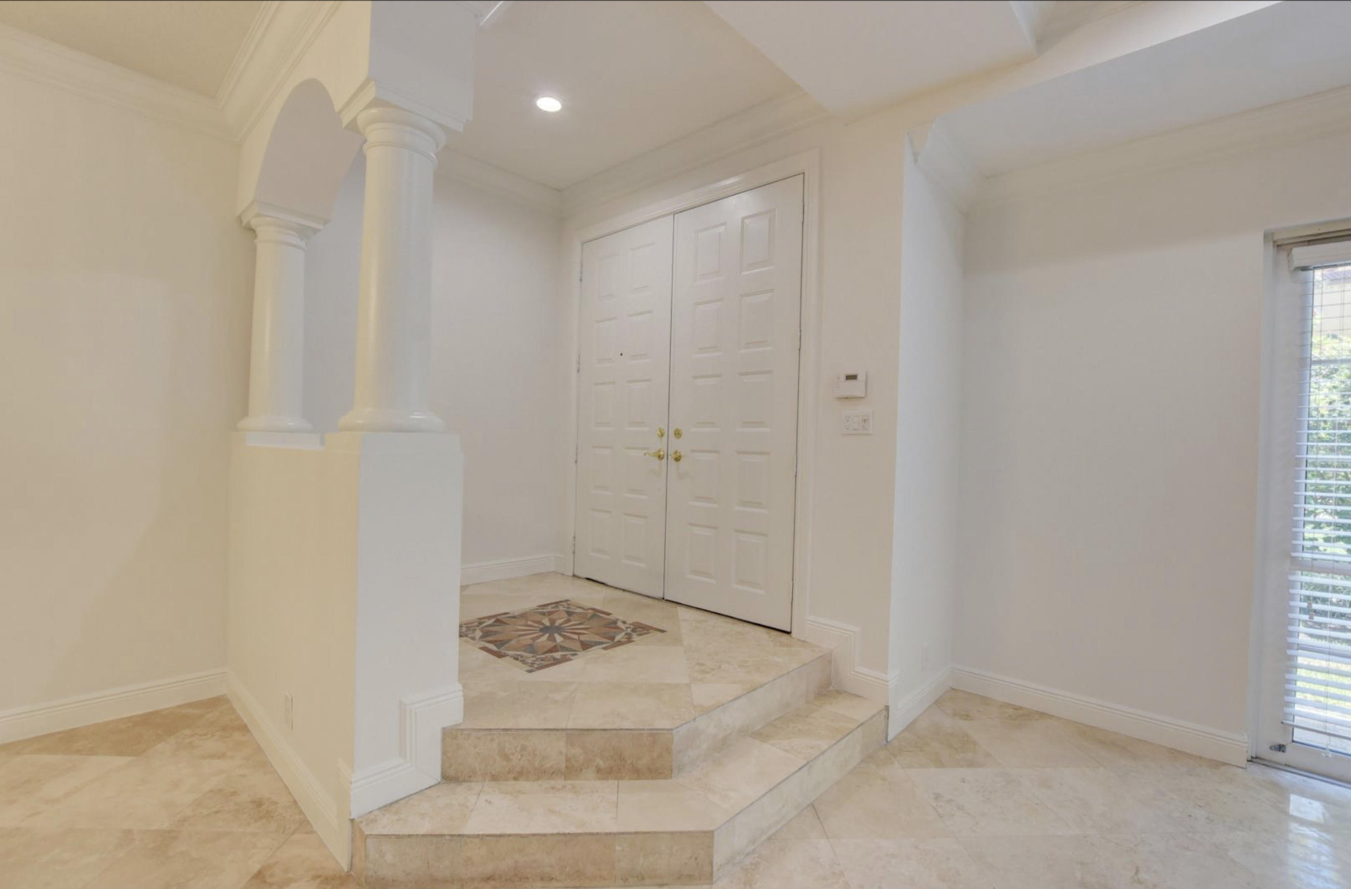395 Northeast 69th Circle Boca Raton, FL 33487 - Photo 8 of 39 F777B274-03A3-4389-B028-E51692138F06