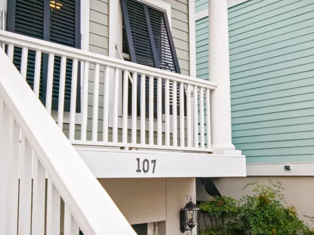 $965,000 | 107 West 2nd Street, Folly Beach, SC 29439