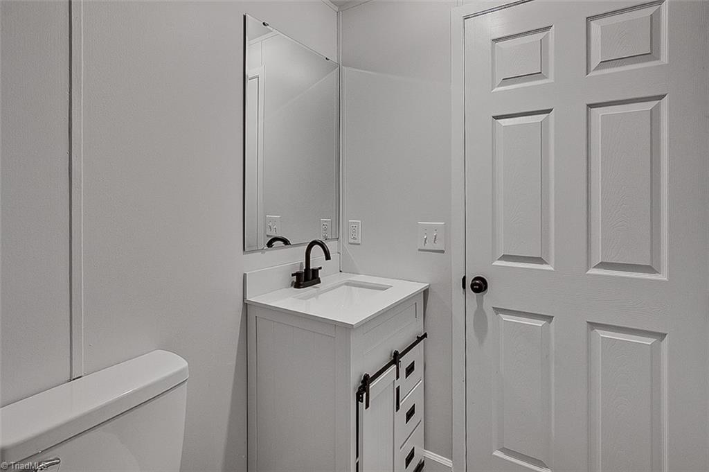 195 Freeman Electric Road Troy, NC 27371 - Photo 25 of 33 Gallery Image 25