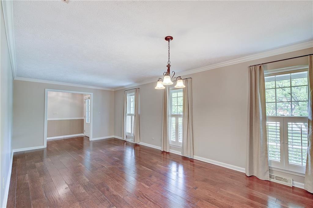 7232 Eagle Road Indianapolis, IN 46278 - Photo 3 of 23 Gallery Image 3