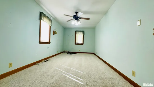 $225,000 | 601 1st Street, Benton, IL 62812