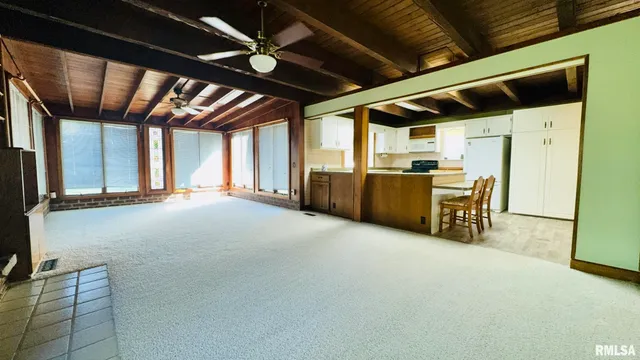 $225,000 | 601 1st Street, Benton, IL 62812