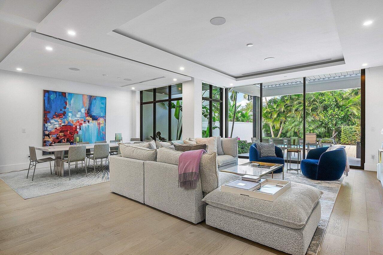 1015 Casuarina Road Delray Beach, FL 33483 - Photo 10 of 51 012-1015CasuarinaRoad-DelrayBeach-FL-334