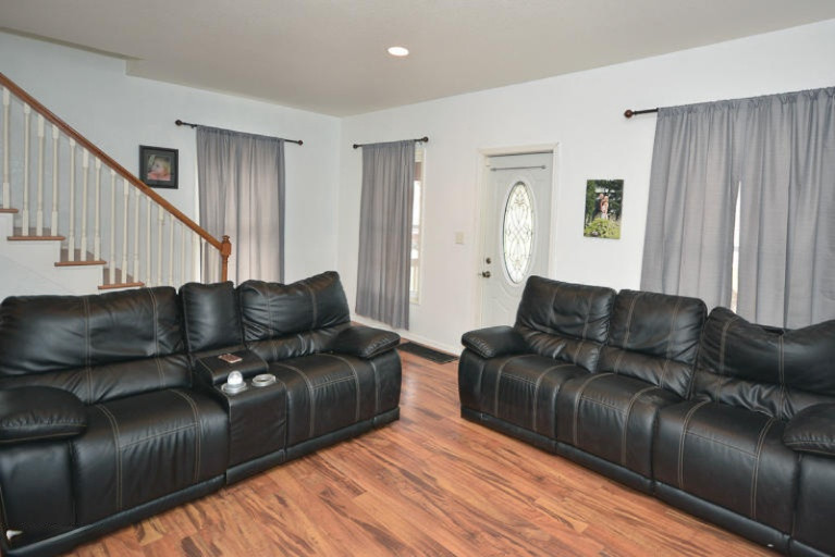 1229 Wayside Road Kalamazoo, MI 49048 - Photo 5 of 21 1229Wayside_05