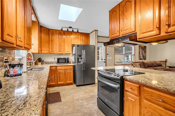 $500,000 | 130 Greenbrier Road, Salem, SC 29676