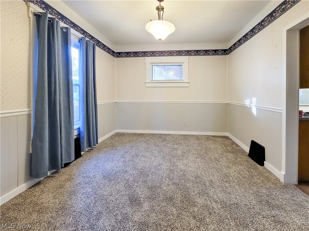 2918 Dryden Court Southwest Canton, OH 44708 - Photo 13 of 26 Dining Room