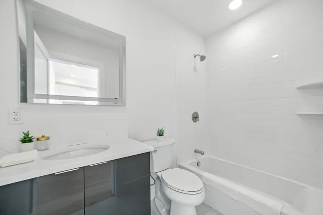 $2,780 | 38 Hichborn Street, Unit 305, Boston, MA 02135