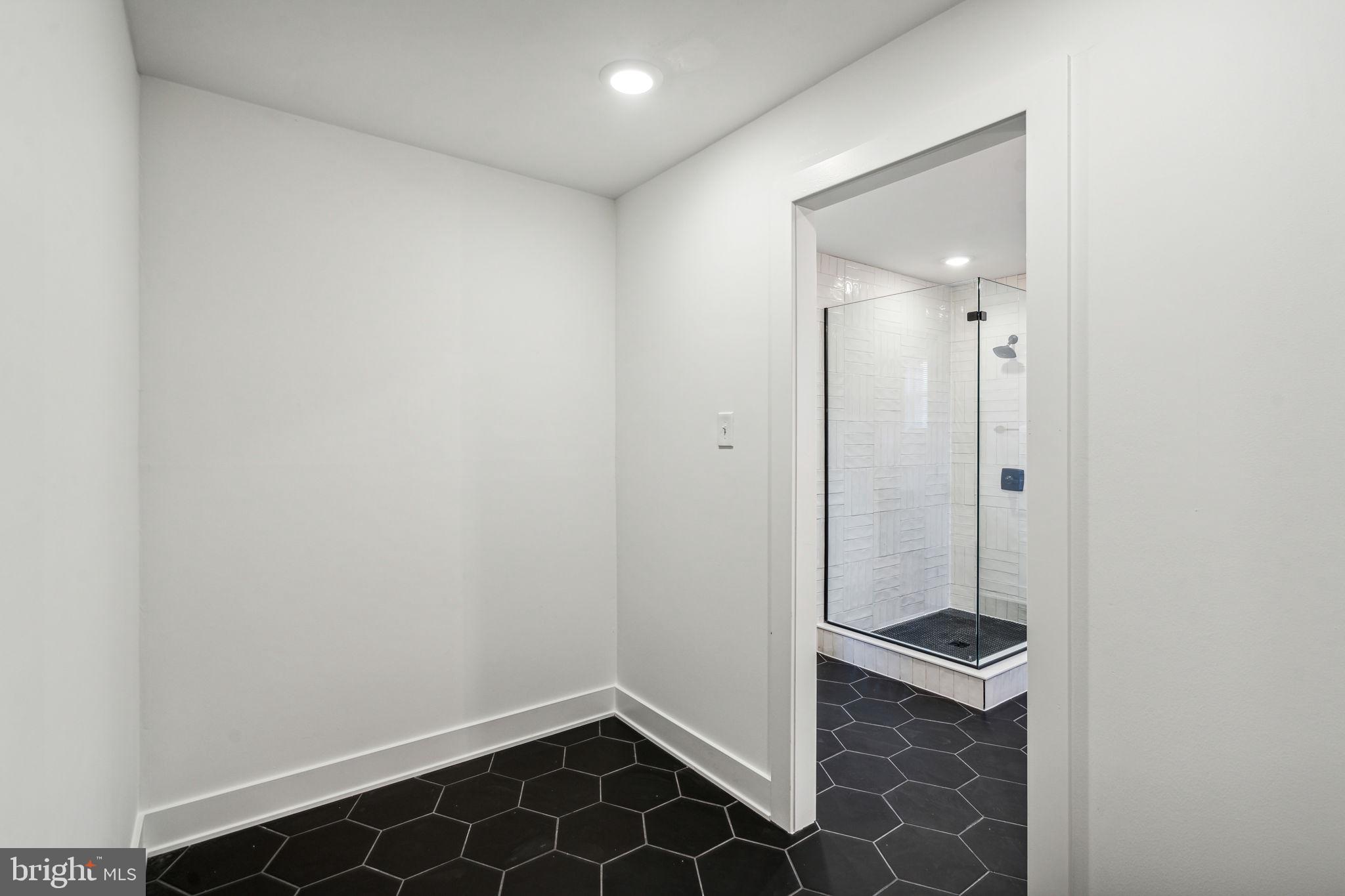 548 Cathedral Road Philadelphia, PA 19128 - Photo 33 of 51