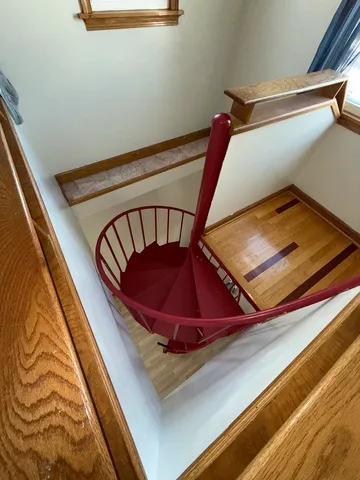 a view of utility room