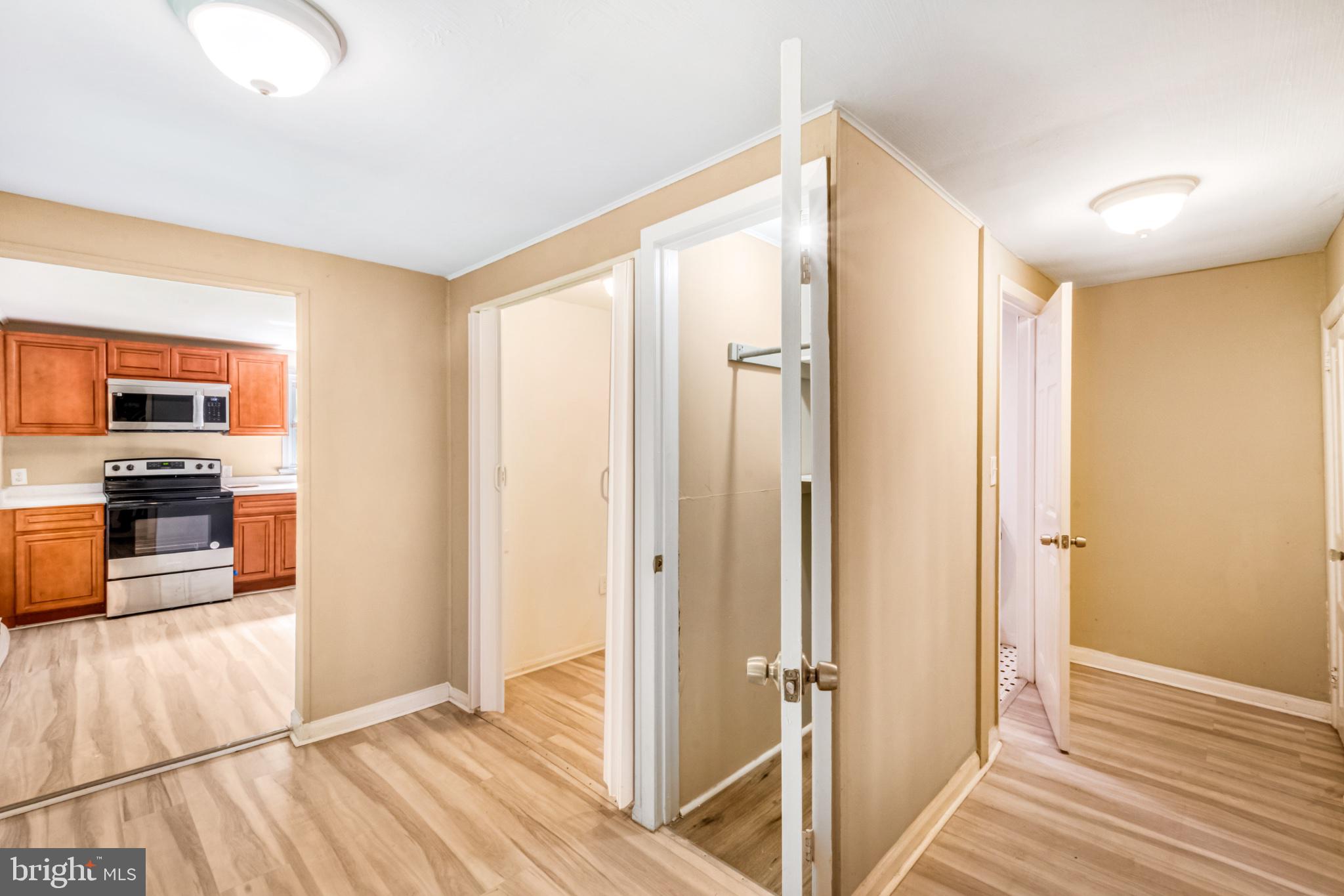 518 Columbus Road Burlington, NJ 08016 - Photo 7 of 25 Gallery Image 7