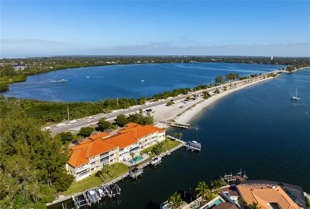 $1,150,000 | 9923 Manatee Avenue West, Bradenton, FL 34209
