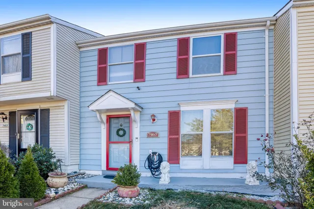 $425,000 | 7467 Lone Star Road, Lorton, VA 22079