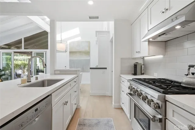 $2,150,000 | 2107 Vista Laredo, Newport Beach, CA 92660