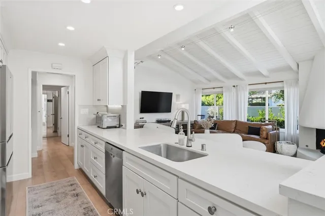 $2,150,000 | 2107 Vista Laredo, Newport Beach, CA 92660