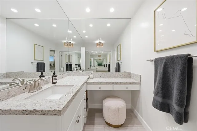 $2,150,000 | 2107 Vista Laredo, Newport Beach, CA 92660